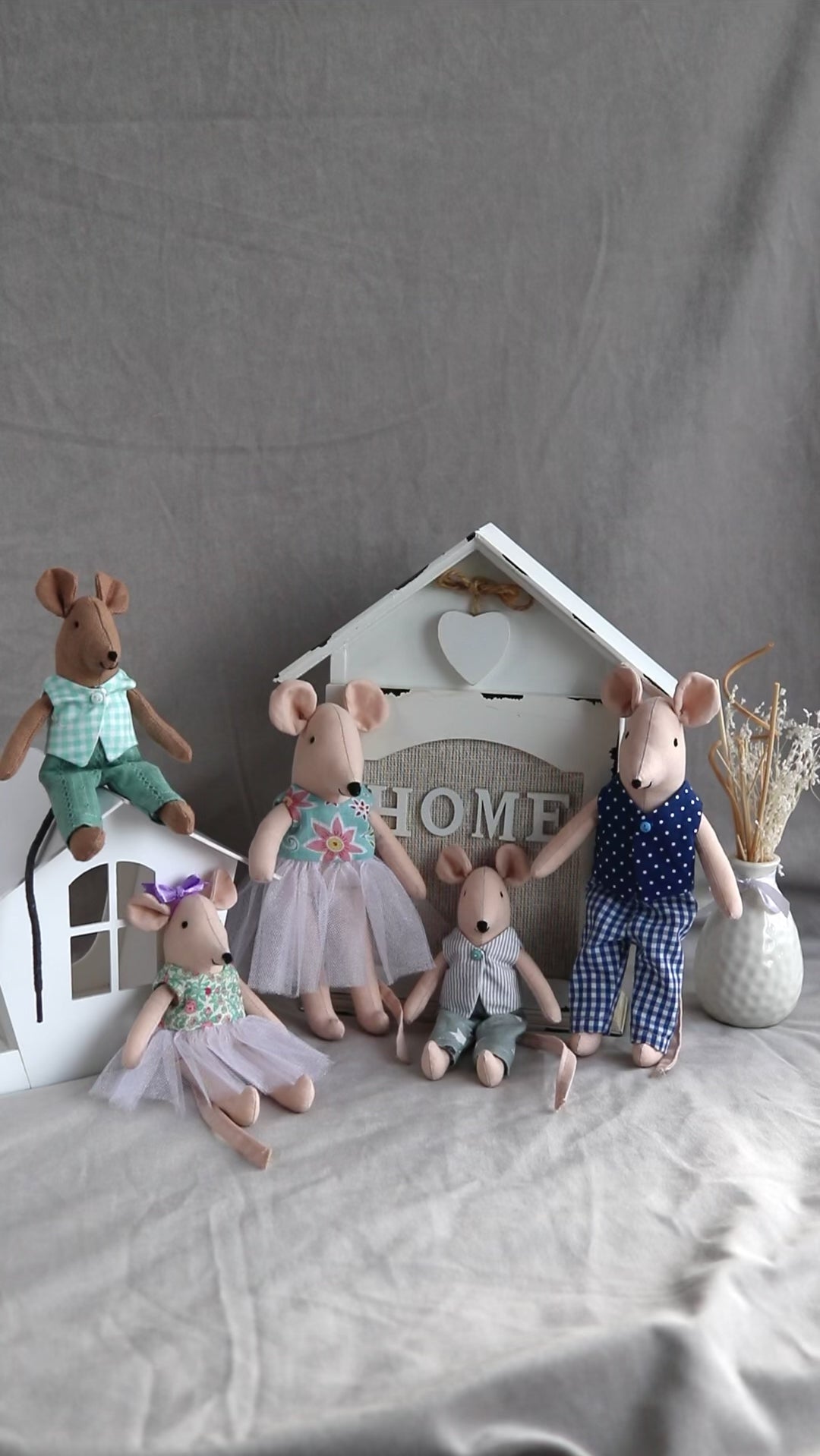 Maileg style mouse family for decor and play